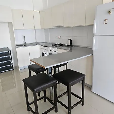 Ceasar Julius 40 Apartment *